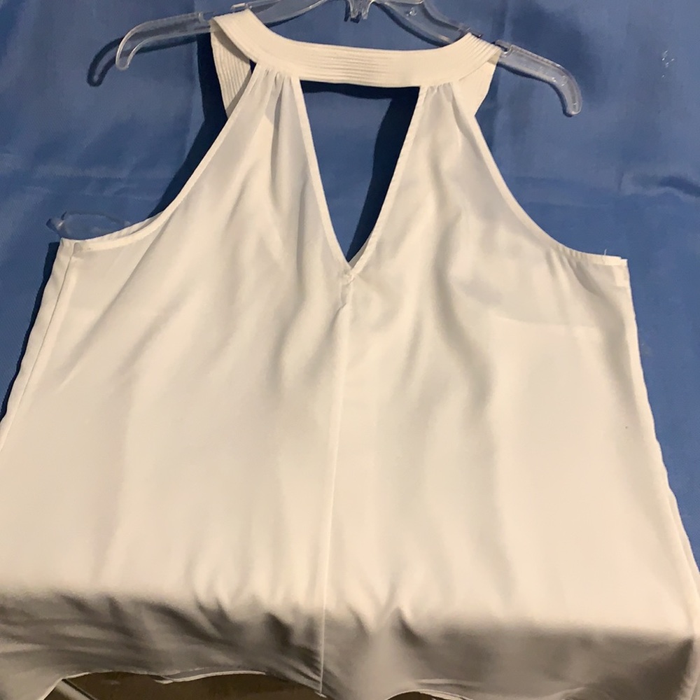 Top - Picture 2 of 4